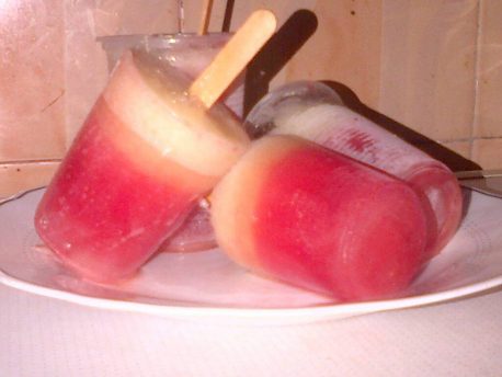 Fruitsome Popsicles