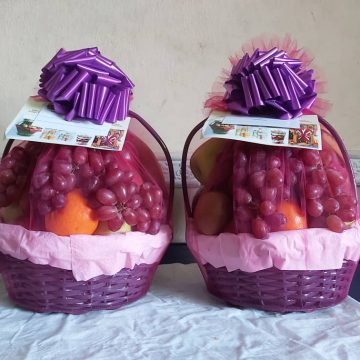 Fruitsome Midi Fruit Gift basket (also in other colours)